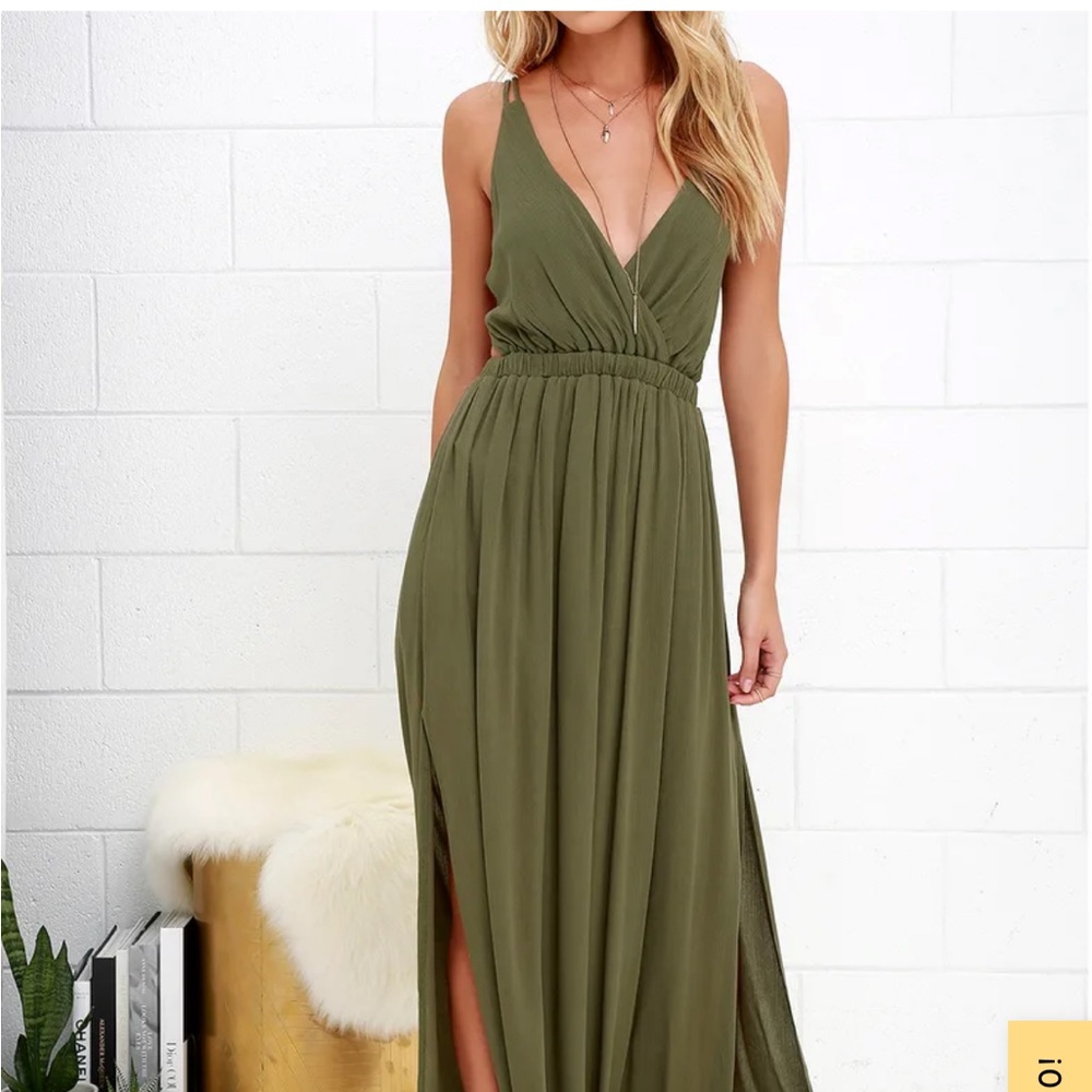 Lulus lost in paradise maxi dress